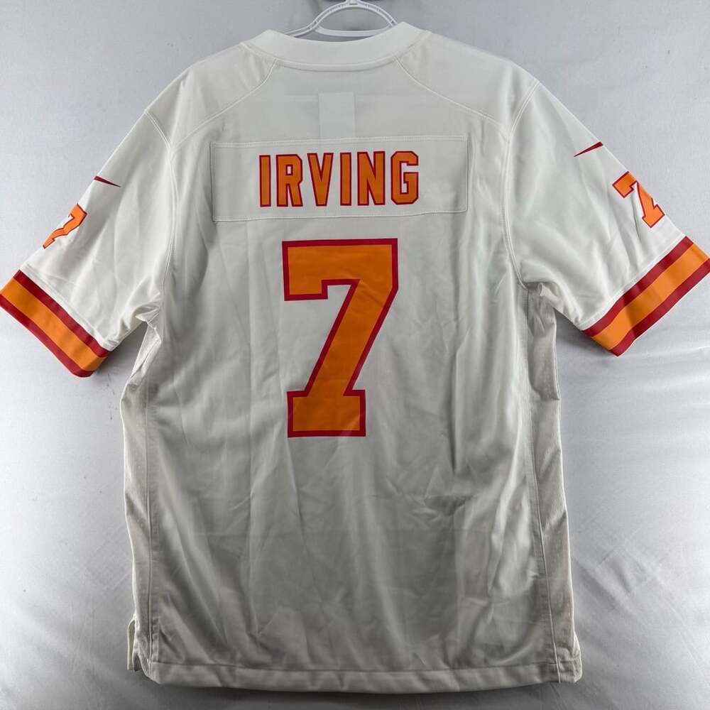 1537 Nike Tampa Bay Buccaneers Bucky Irving Size M Jersey